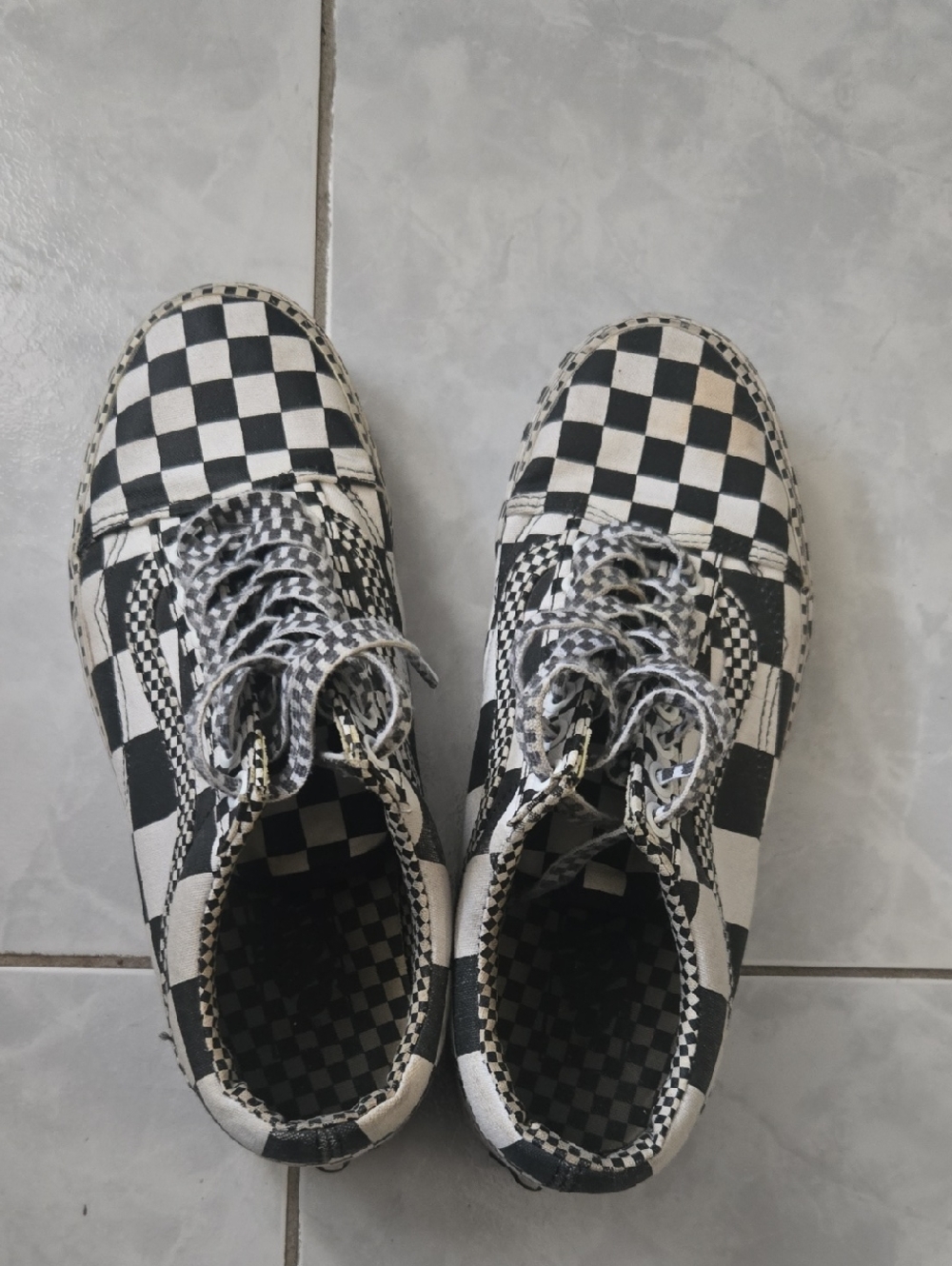 Vans Off The Wall Vintage Black & White Checkerboard Sneaker, Men 6.5/Women 8.0